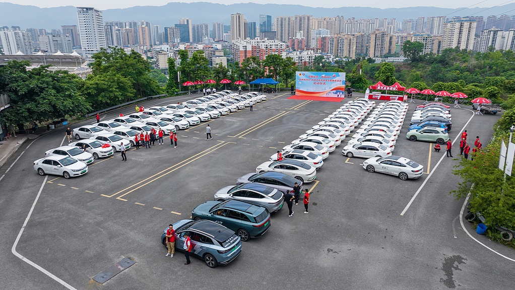 学车热、毕业季焕新各地多重优惠助力考后经济升温