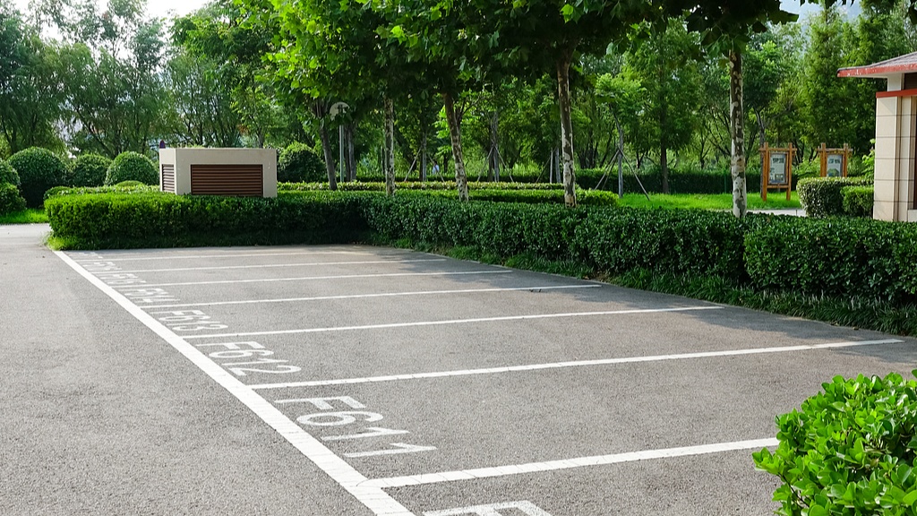 新增机动车停车位247万个